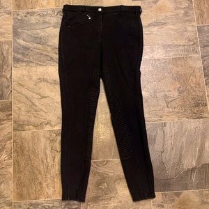 Horze Black Breaches